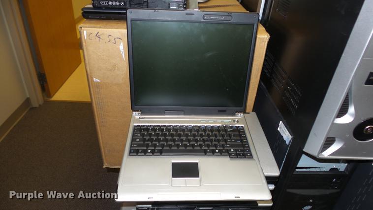 image for item AM9217 (16) laptops