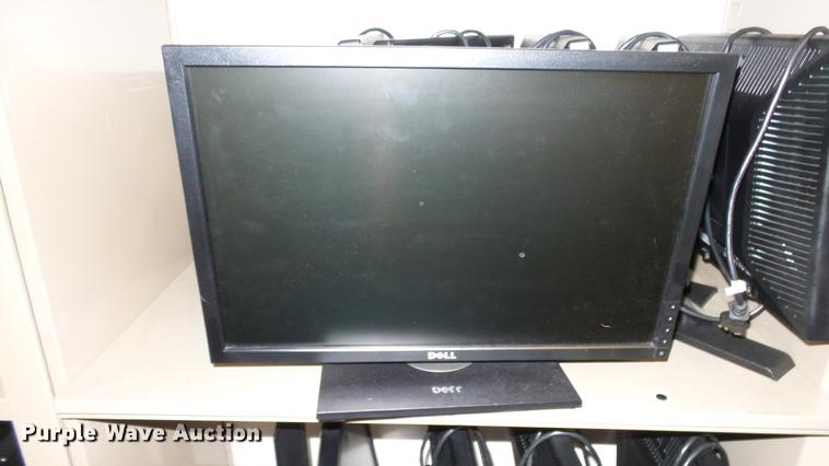 image for item AM9223 Monitors and CPUs