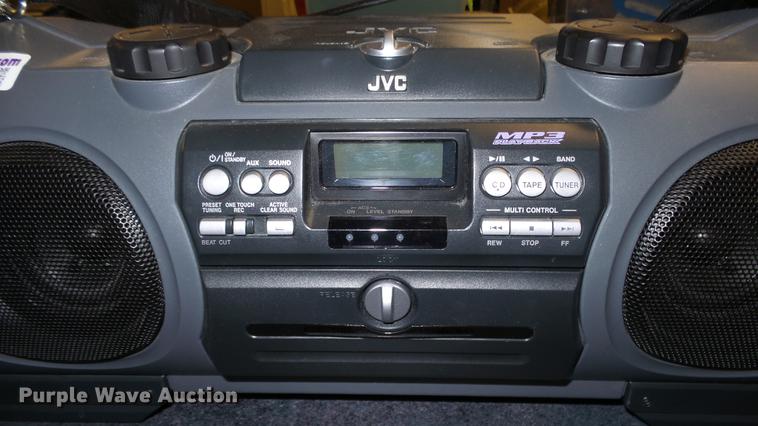 image for item AM9225 JVC RV-NB1 radio
