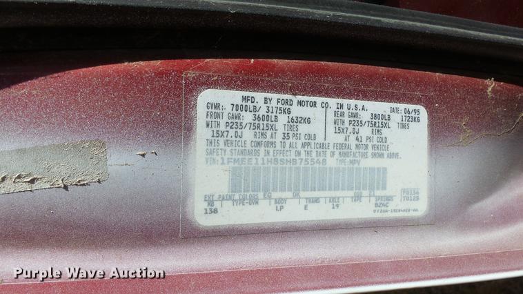 image for item AM9226 1995 Ford Club Wagon van