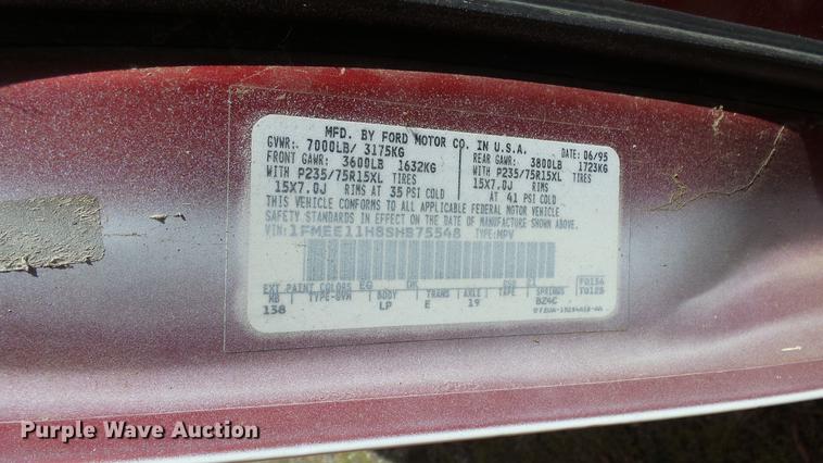 image for item AM9226 1995 Ford Club Wagon van