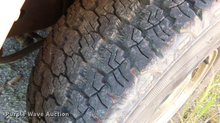 image for item AM9226 1995 Ford Club Wagon van