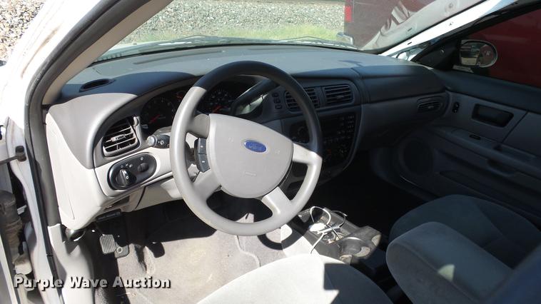 image for item AM9227 2005 Ford Taurus