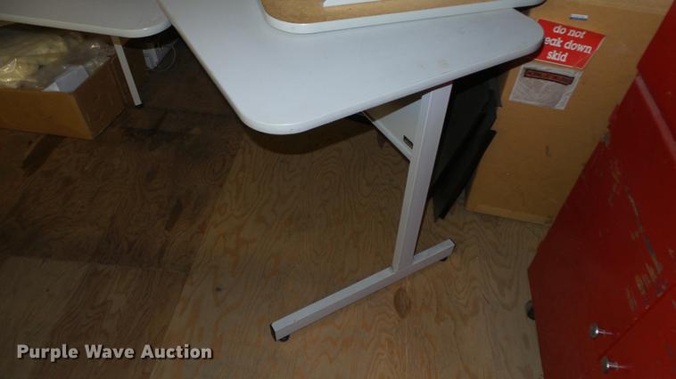 image for item AM9228 (2) computer desks