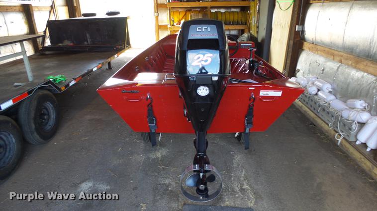 image for item AM9232 2006 Alumacraft MV1648N1S-20 boat