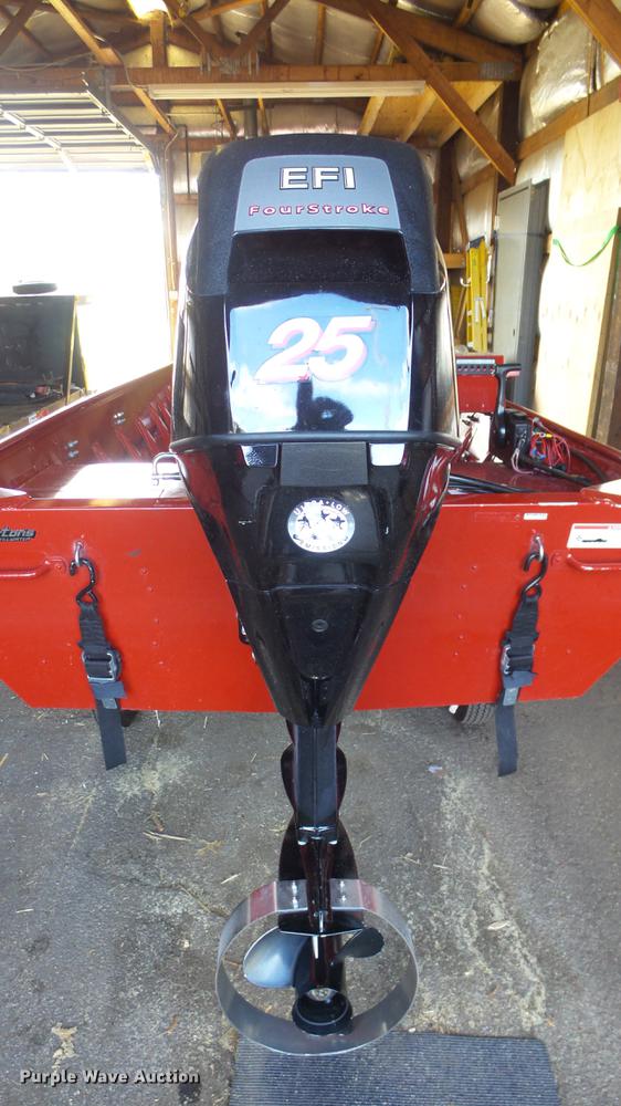 image for item AM9232 2006 Alumacraft MV1648N1S-20 boat