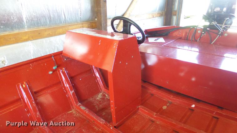 image for item AM9232 2006 Alumacraft MV1648N1S-20 boat