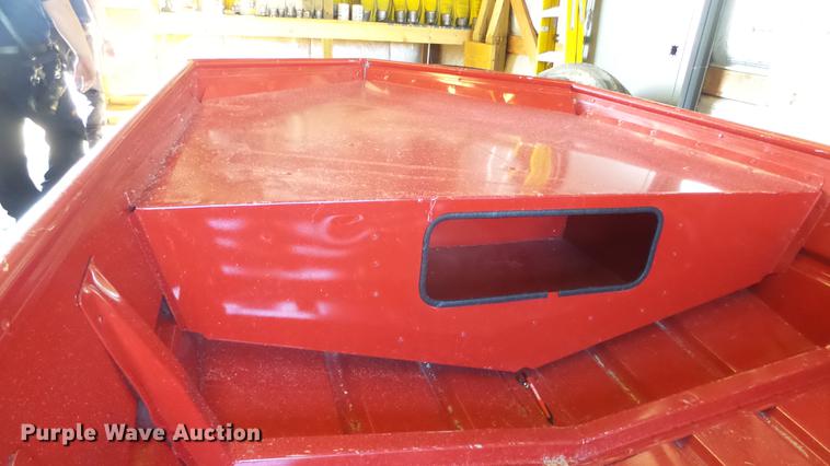 image for item AM9232 2006 Alumacraft MV1648N1S-20 boat