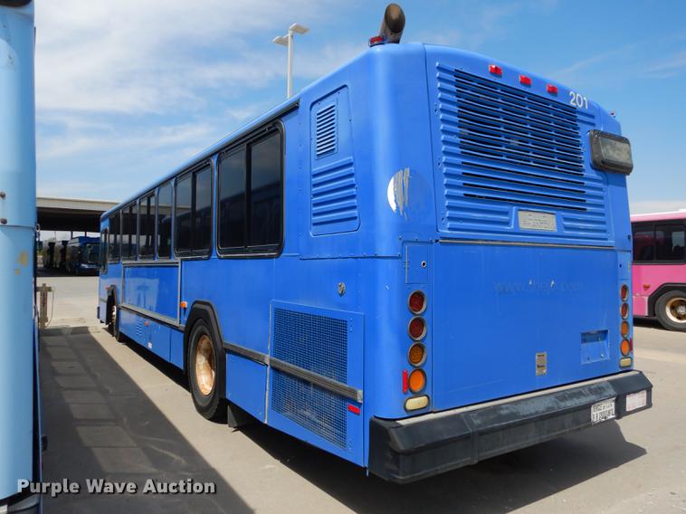 image for item DB6204 2001 Gillig C21B102N4 transit bus