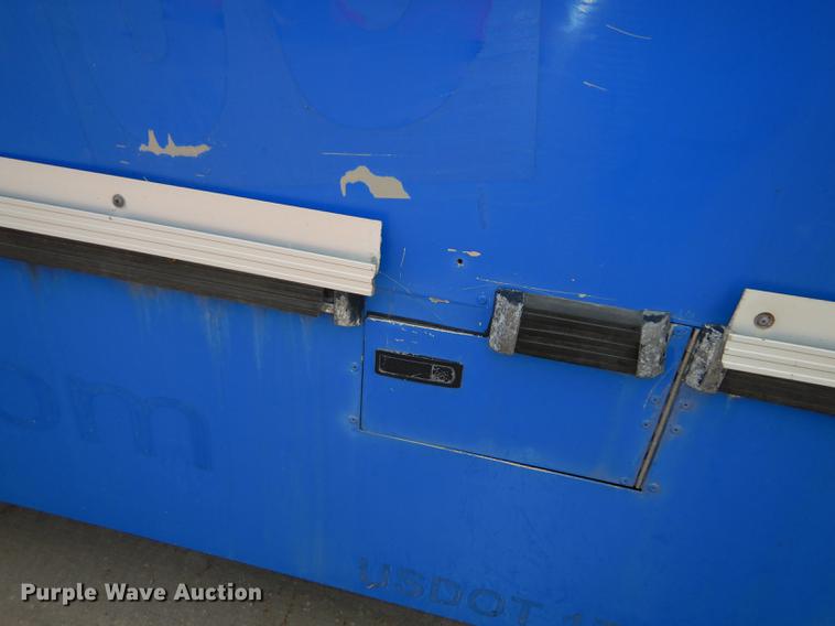 image for item DB6204 2001 Gillig C21B102N4 transit bus