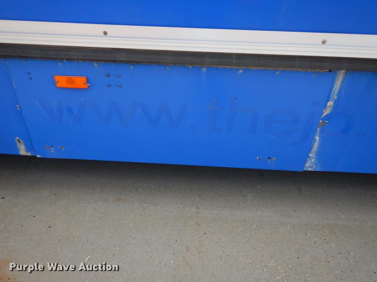 image for item DB6204 2001 Gillig C21B102N4 transit bus