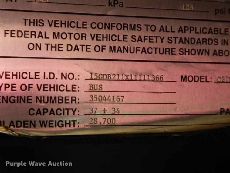 image for item DB6204 2001 Gillig C21B102N4 transit bus