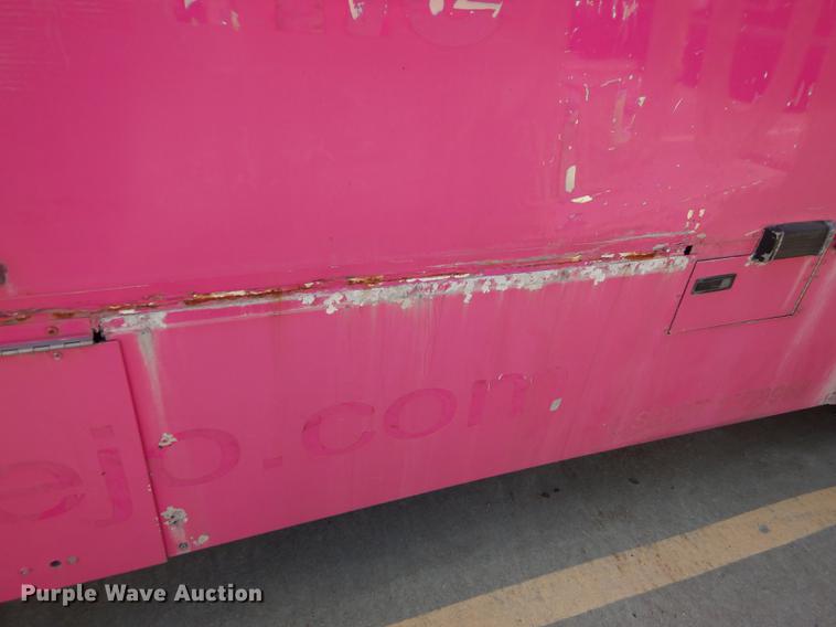 image for item DB6205 2001 Gillig Phantom C21B102N4 transit bus