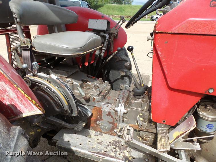 image for item DB7016 1973 Massey-Ferguson 165 tractor