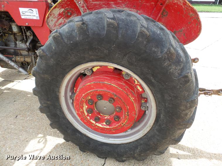 image for item DB7016 1973 Massey-Ferguson 165 tractor