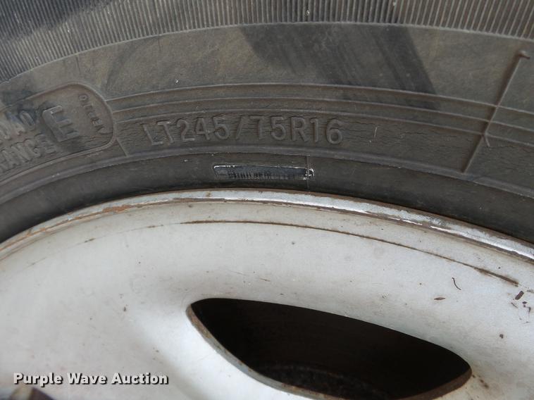 image for item DB7017 2001 Chevrolet Silverado 1500 pickup truck