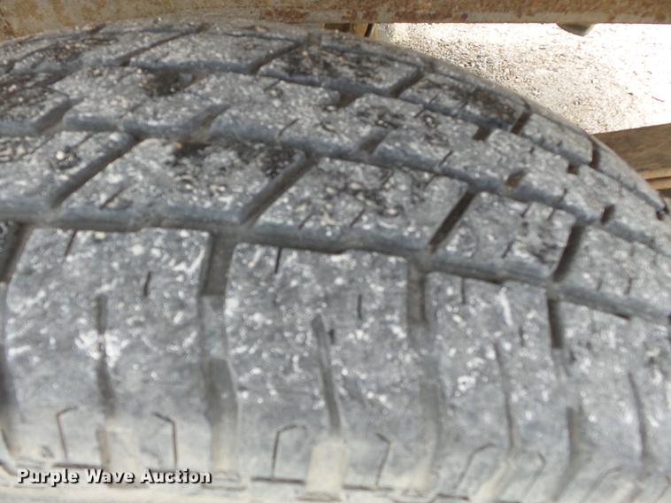 image for item DB7017 2001 Chevrolet Silverado 1500 pickup truck