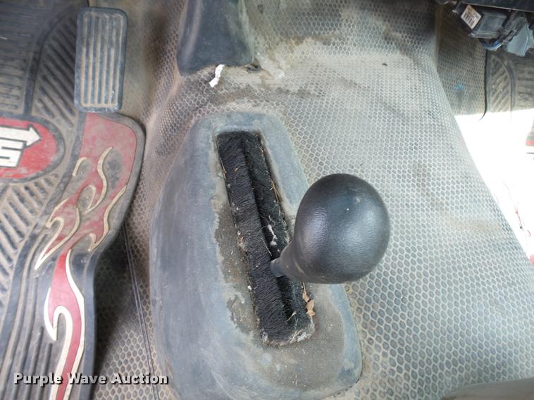 image for item DB7017 2001 Chevrolet Silverado 1500 pickup truck