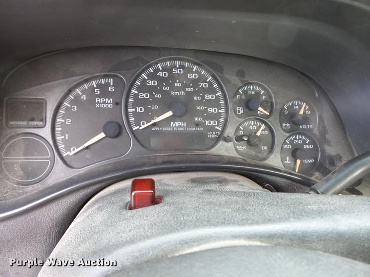 image for item DB7017 2001 Chevrolet Silverado 1500 pickup truck