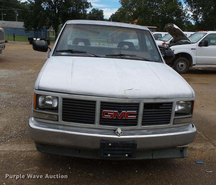 image for item DB7020 1989 GMC Sierra C1500 pickup truck