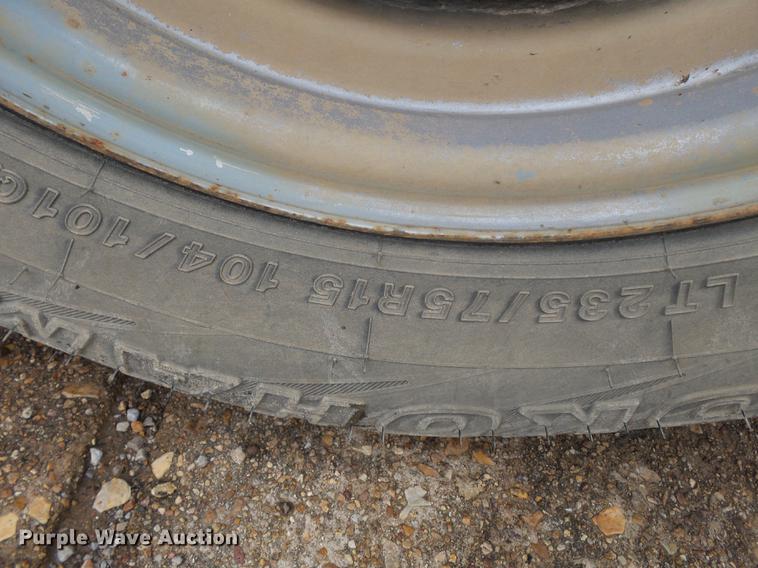 image for item DB7020 1989 GMC Sierra C1500 pickup truck