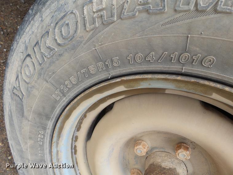 image for item DB7020 1989 GMC Sierra C1500 pickup truck