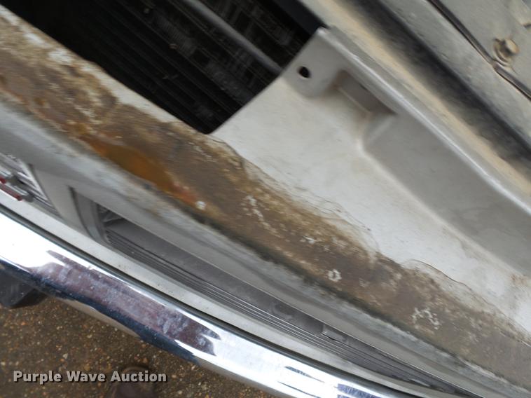 image for item DB7020 1989 GMC Sierra C1500 pickup truck