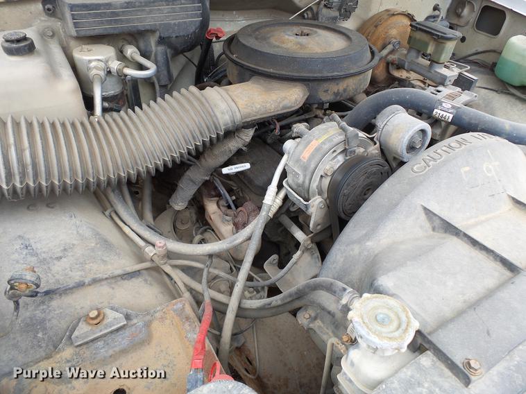 image for item DB7020 1989 GMC Sierra C1500 pickup truck