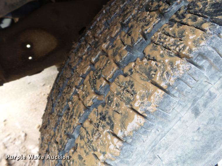 image for item DB7021 1986 Ford F350 dump flatbed pickup truck