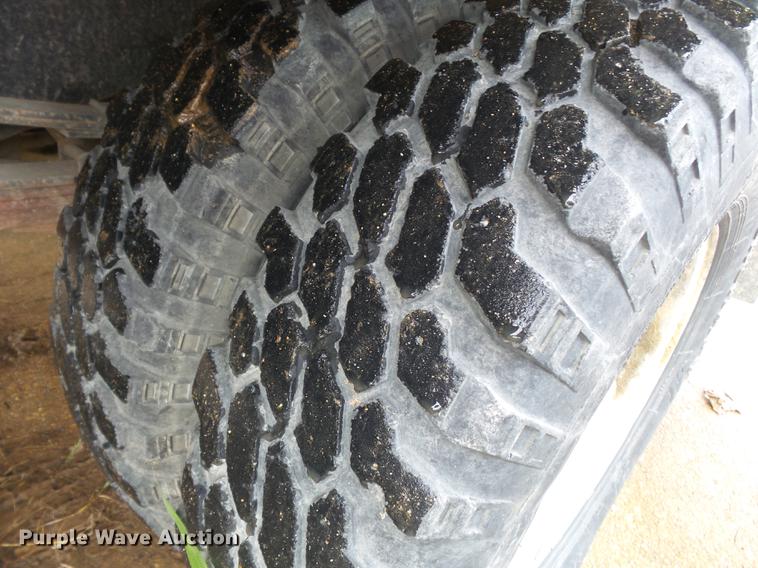 image for item DB7021 1986 Ford F350 dump flatbed pickup truck