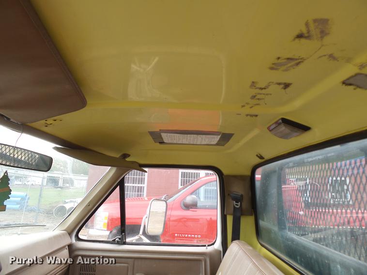 image for item DB7021 1986 Ford F350 dump flatbed pickup truck