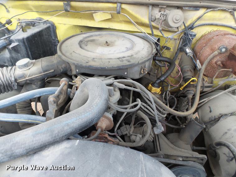 image for item DB7021 1986 Ford F350 dump flatbed pickup truck