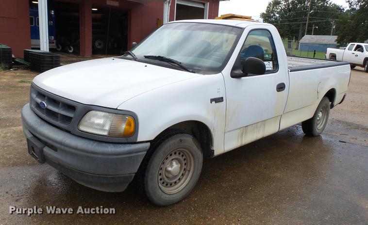 image for item DB7022 1997 Ford F150 pickup truck