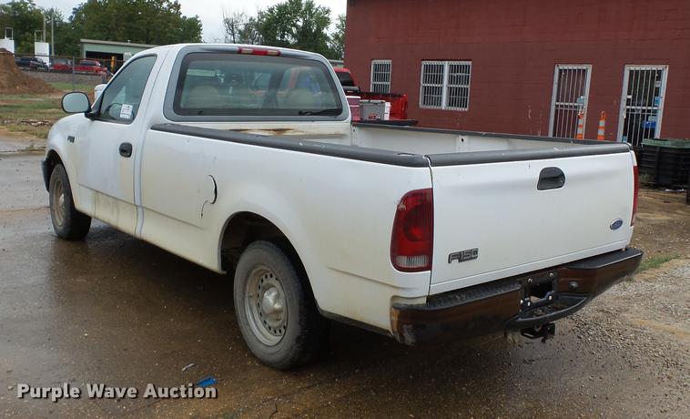 image for item DB7022 1997 Ford F150 pickup truck