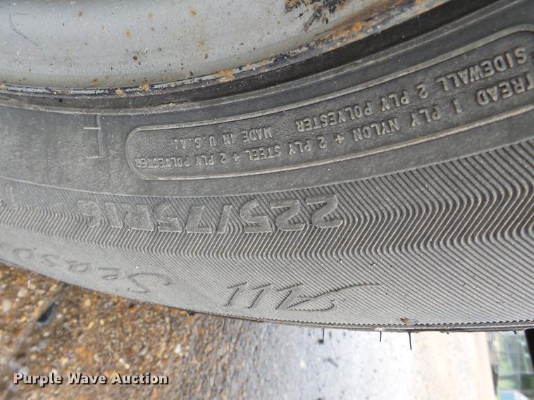 image for item DB7022 1997 Ford F150 pickup truck