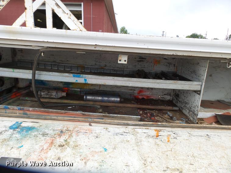 image for item DB7023 2001 Ford F350 Super Duty Crew Cab utility bed pickup truck