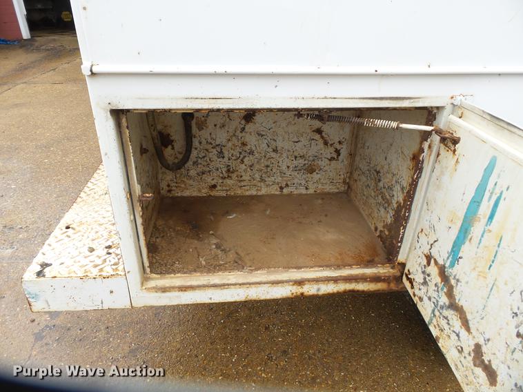 image for item DB7023 2001 Ford F350 Super Duty Crew Cab utility bed pickup truck