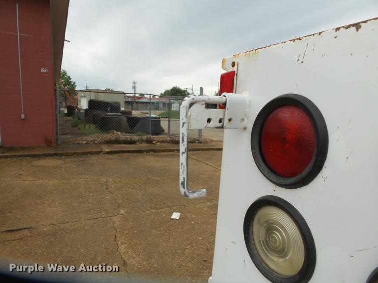 image for item DB7023 2001 Ford F350 Super Duty Crew Cab utility bed pickup truck