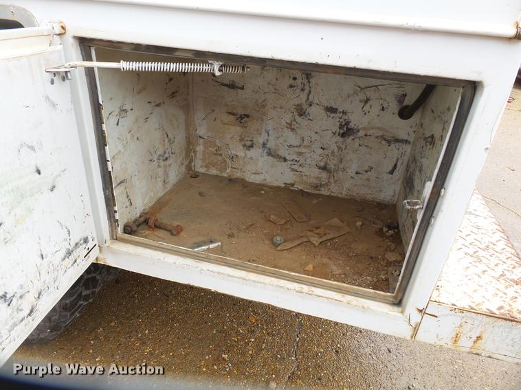 image for item DB7023 2001 Ford F350 Super Duty Crew Cab utility bed pickup truck