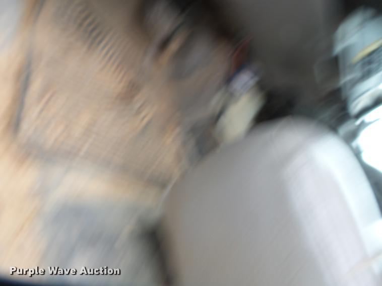 image for item DB7023 2001 Ford F350 Super Duty Crew Cab utility bed pickup truck