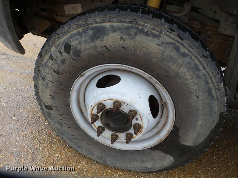 image for item DB7024 2000 Ford F350 Super Duty Crew Cab utility bed pickup truck