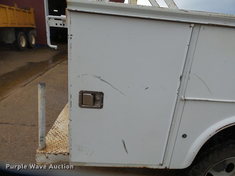 image for item DB7024 2000 Ford F350 Super Duty Crew Cab utility bed pickup truck