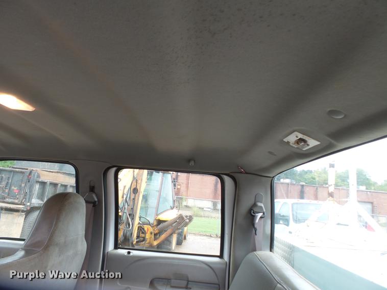 image for item DB7024 2000 Ford F350 Super Duty Crew Cab utility bed pickup truck