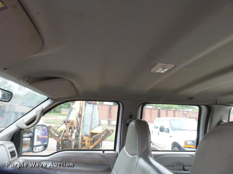 image for item DB7024 2000 Ford F350 Super Duty Crew Cab utility bed pickup truck