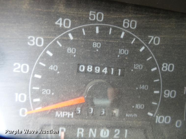 image for item DB7024 2000 Ford F350 Super Duty Crew Cab utility bed pickup truck