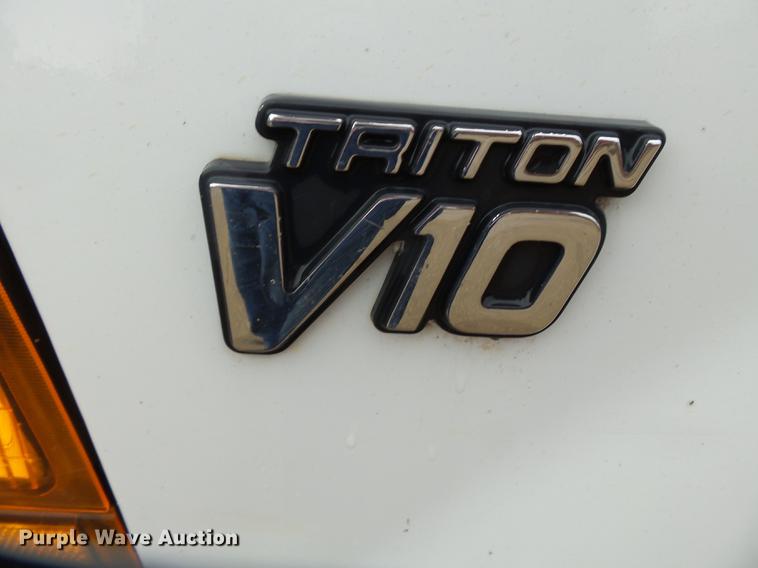 image for item DB7025 2001 Ford F350 Super Duty Crew Cab utility bed pickup truck