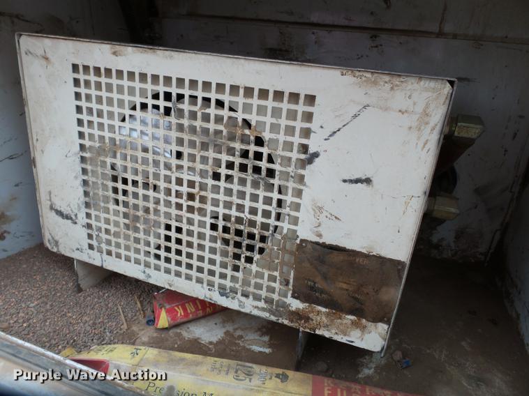 image for item DB7025 2001 Ford F350 Super Duty Crew Cab utility bed pickup truck