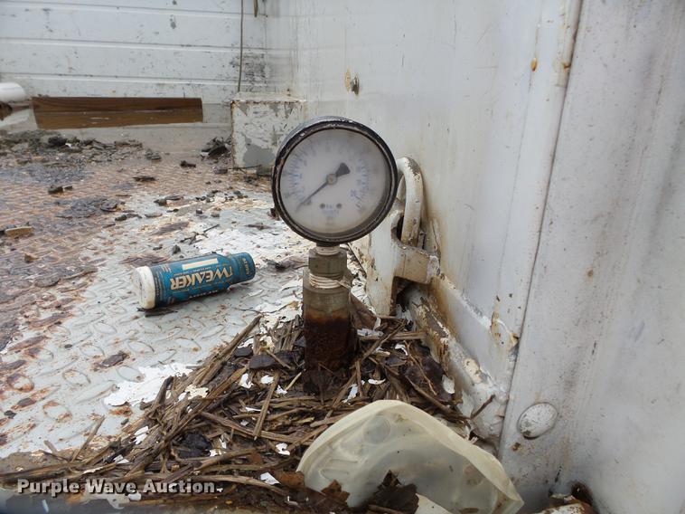 image for item DB7025 2001 Ford F350 Super Duty Crew Cab utility bed pickup truck