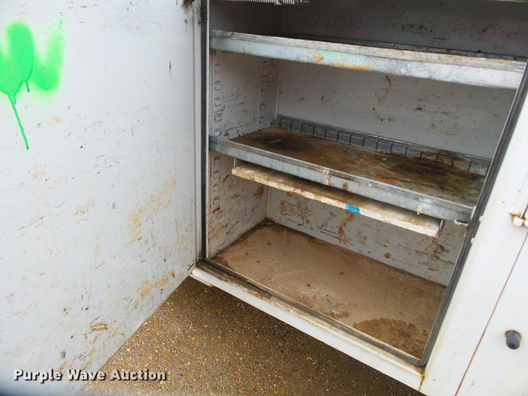 image for item DB7025 2001 Ford F350 Super Duty Crew Cab utility bed pickup truck