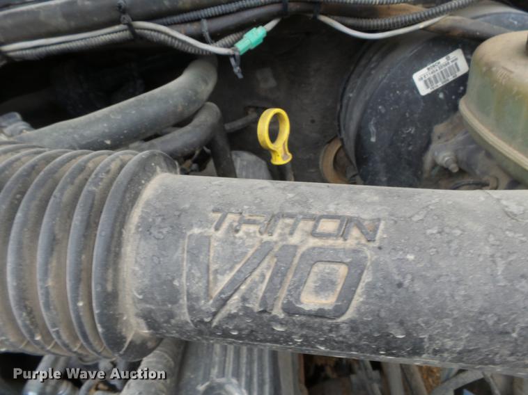 image for item DB7025 2001 Ford F350 Super Duty Crew Cab utility bed pickup truck